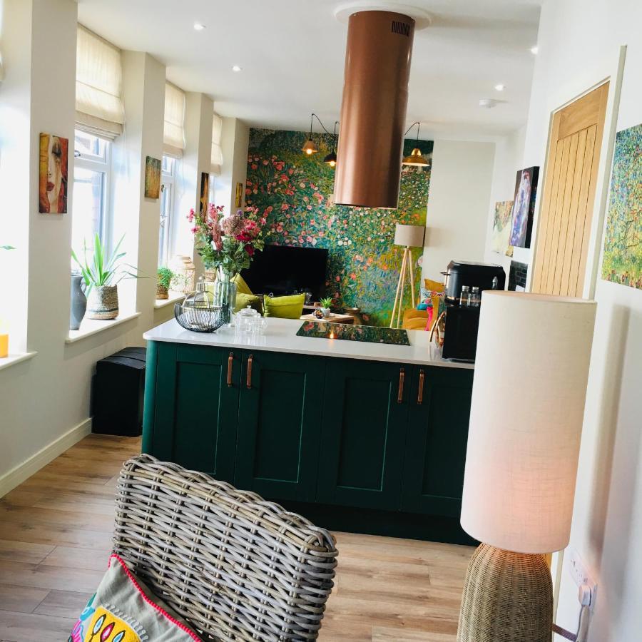 The Art Attic A Stylish Boutique Apartment Builth Wells Zewnętrze zdjęcie