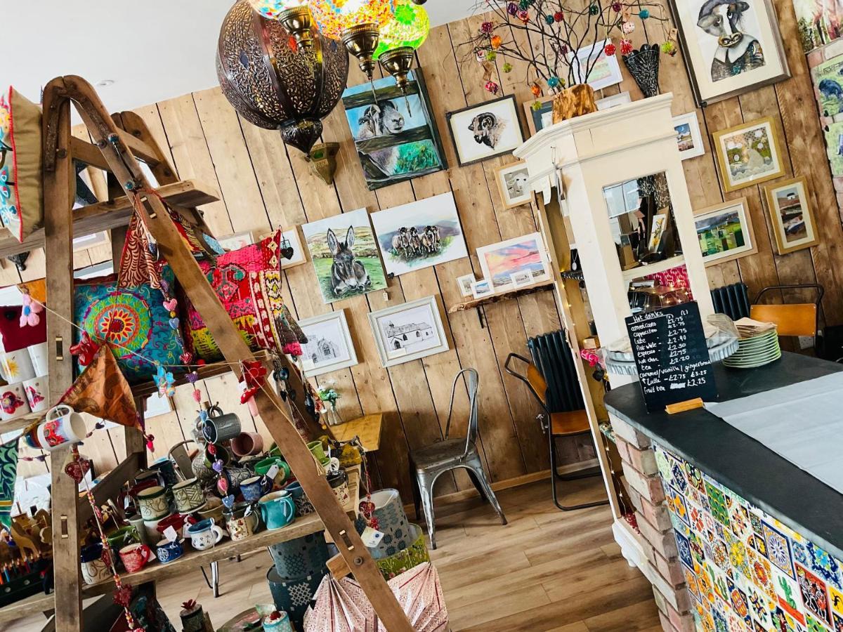 The Art Attic A Stylish Boutique Apartment Builth Wells Zewnętrze zdjęcie